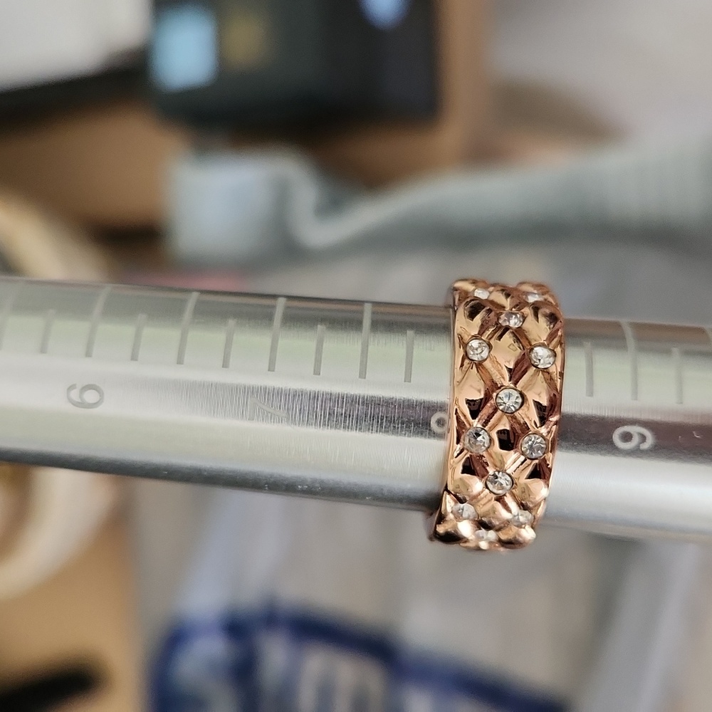 Stunning Park Lane Rose gold ring - Picture 9 of 9